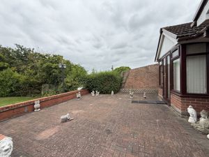 Photo 15- click for photo gallery